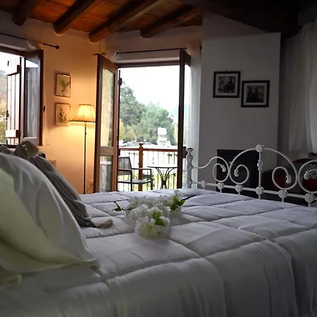 Morfeas Lodge